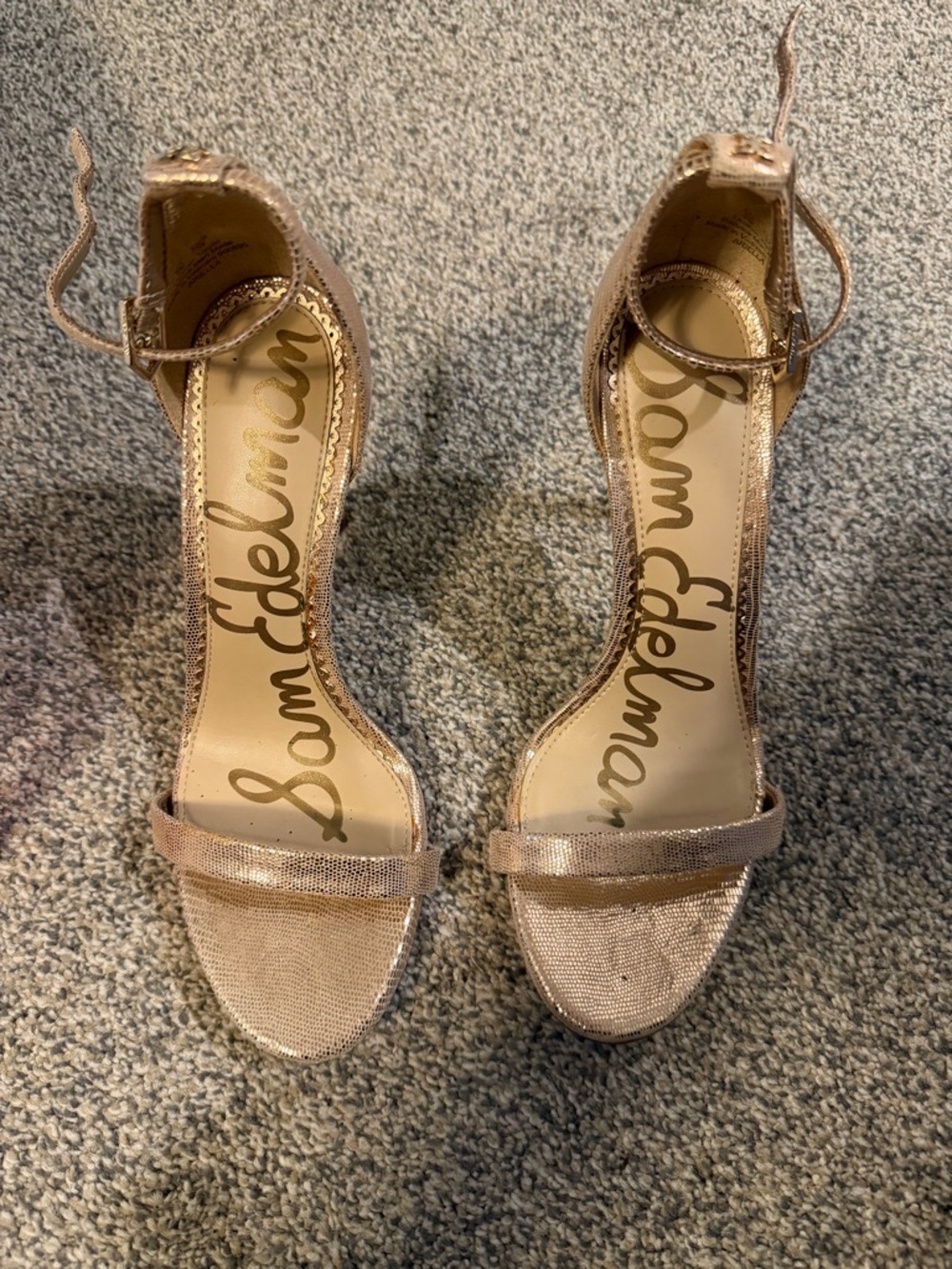 Women’s Sam Edelman size 8 tan heeled sandals.